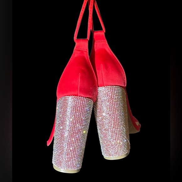 NWOT Tags Satin Block Heels Size 9 - Picture 10 of 14